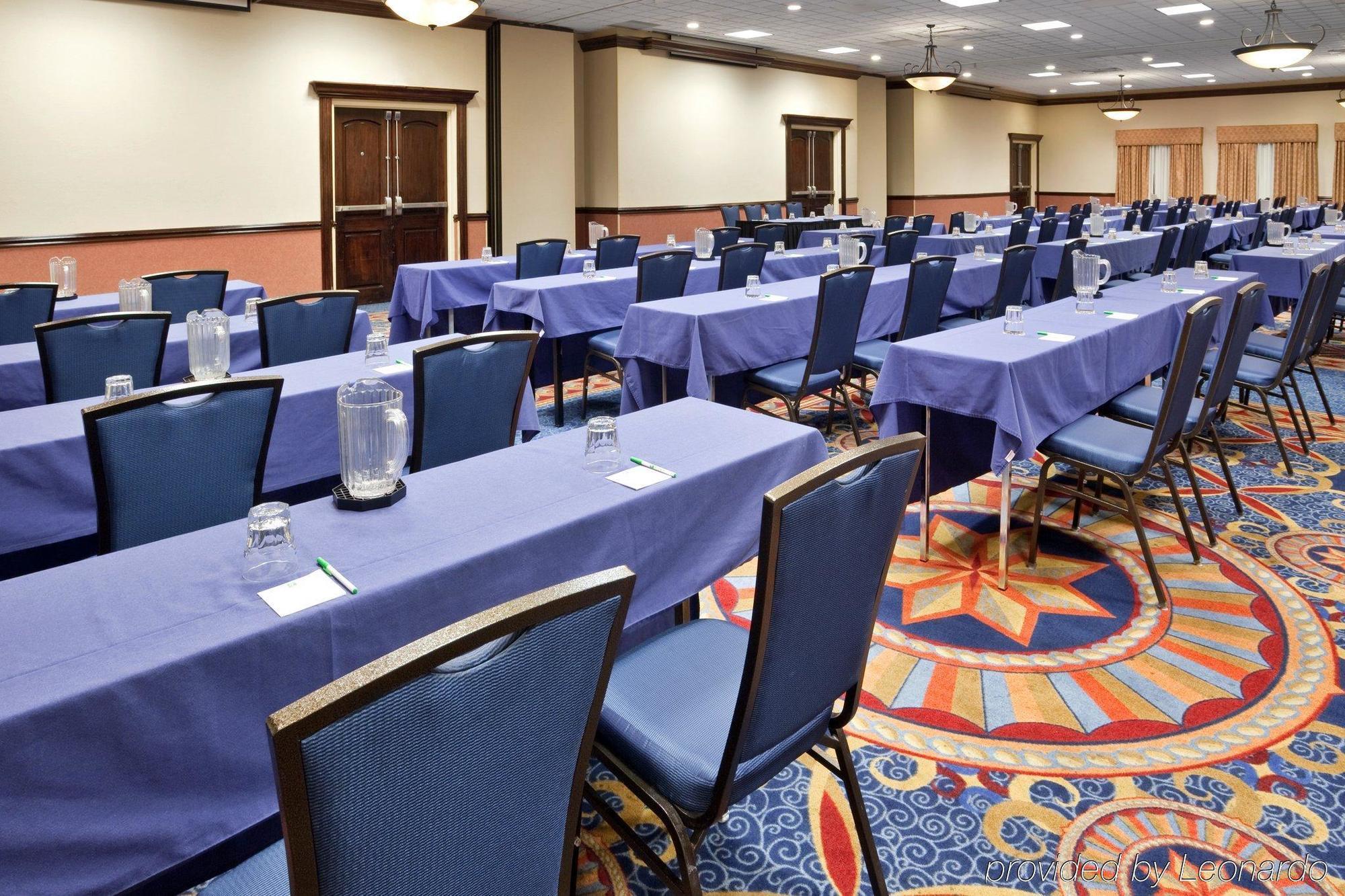 Holiday Inn Columbus North I-270 Worthington Facilities photo